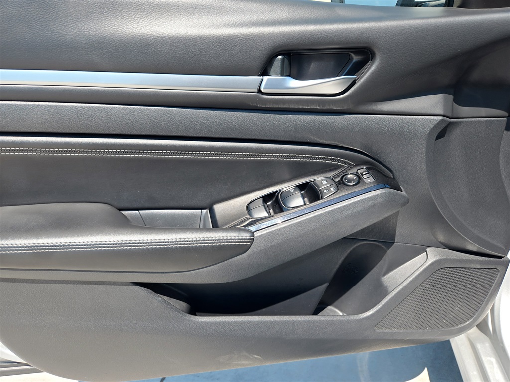 2023 Nissan Altima 2.5 SL photo 30