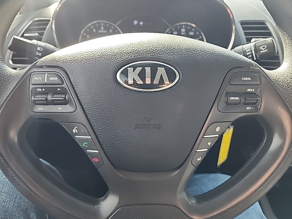 2018 Kia Forte LX photo 12