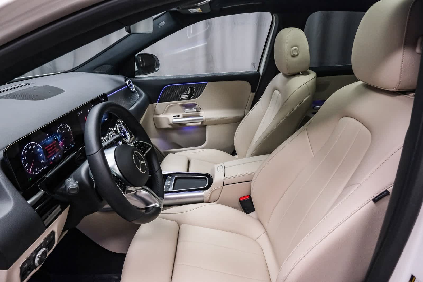 2025 Mercedes Benz GLA 250 photo 15