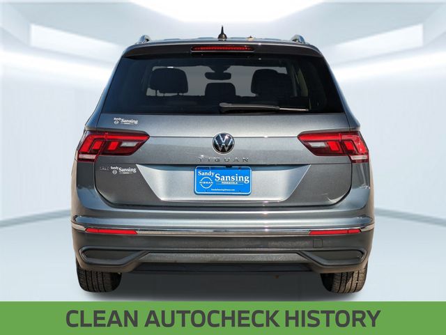 2022 Volkswagen Tiguan SE photo 4