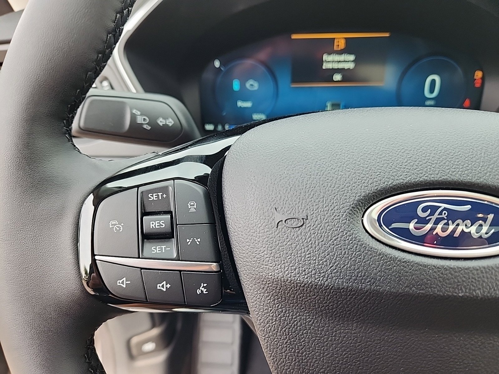 2024 Ford Escape Plug-In Hybrid photo 11