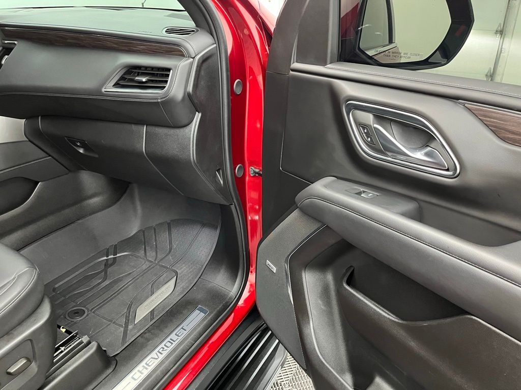2023 Chevrolet Tahoe LT photo 27