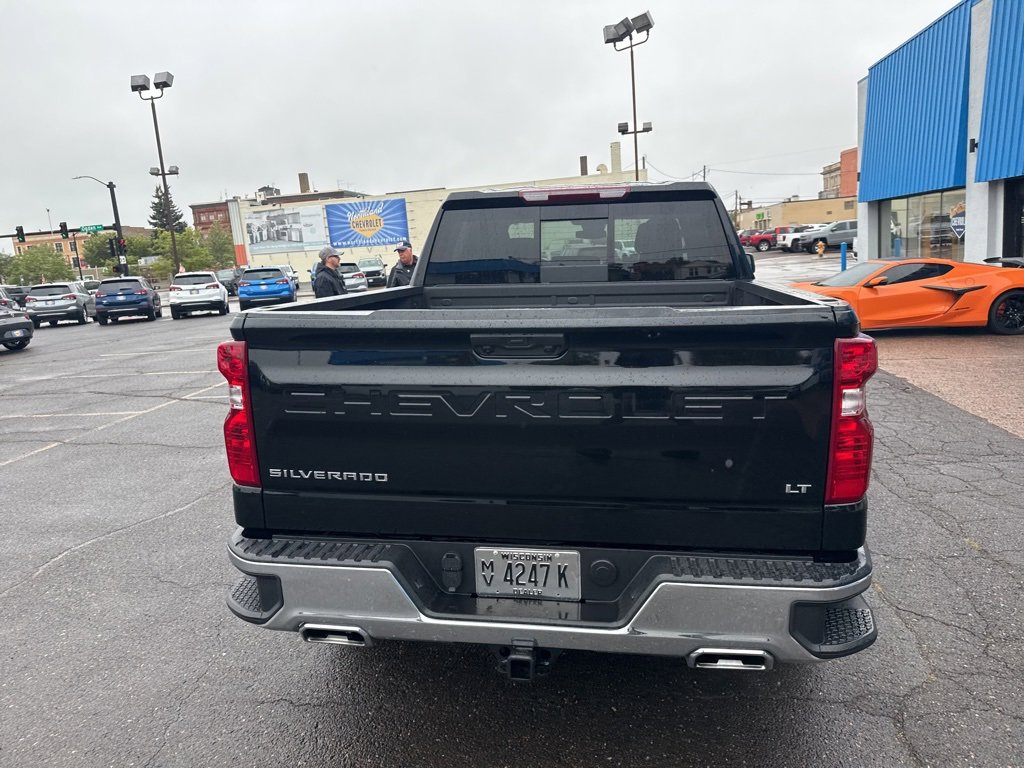 2025 Chevrolet Silverado 1500 LT photo 13