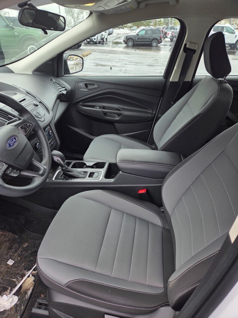 2018 Ford Escape S photo 4