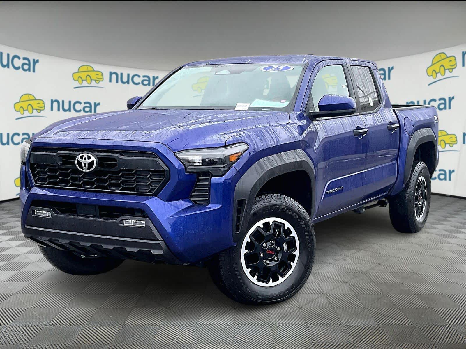 2025 Toyota Tacoma TRD photo 3