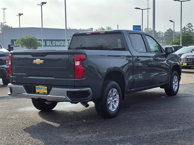 2025 Chevrolet Silverado 1500 LT photo 2