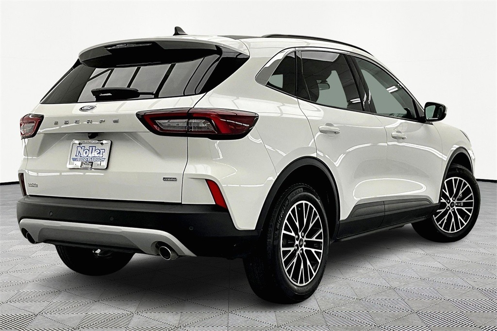 Used 2024 Ford Escape PHEV with VIN 1FMCU0E14RUA14259 for sale in Kansas City