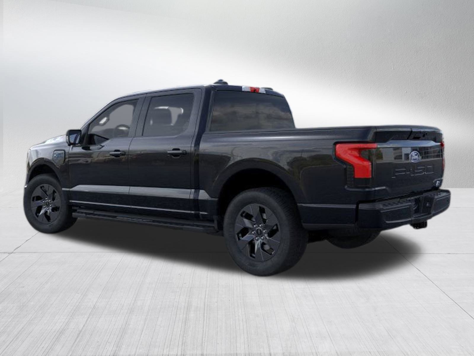 2025 Ford F-150 Lightning photo 6
