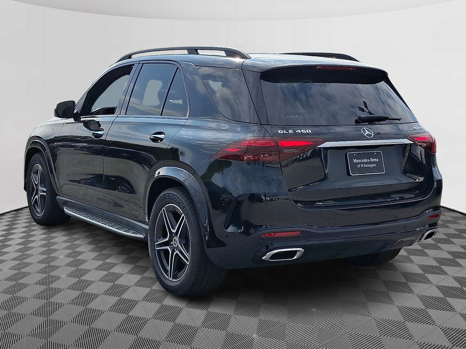 2026 Mercedes Benz GLE 450 4MATIC photo 4