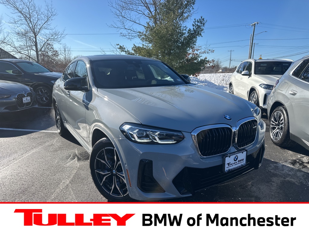2025 BMW X4 M40i's photo