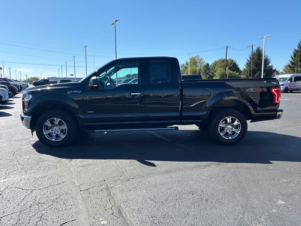 2017 Ford F-150 XLT photo 4