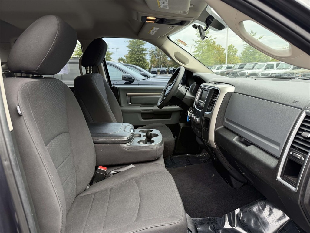 2019 Ram 1500 Classic Warlock photo 13
