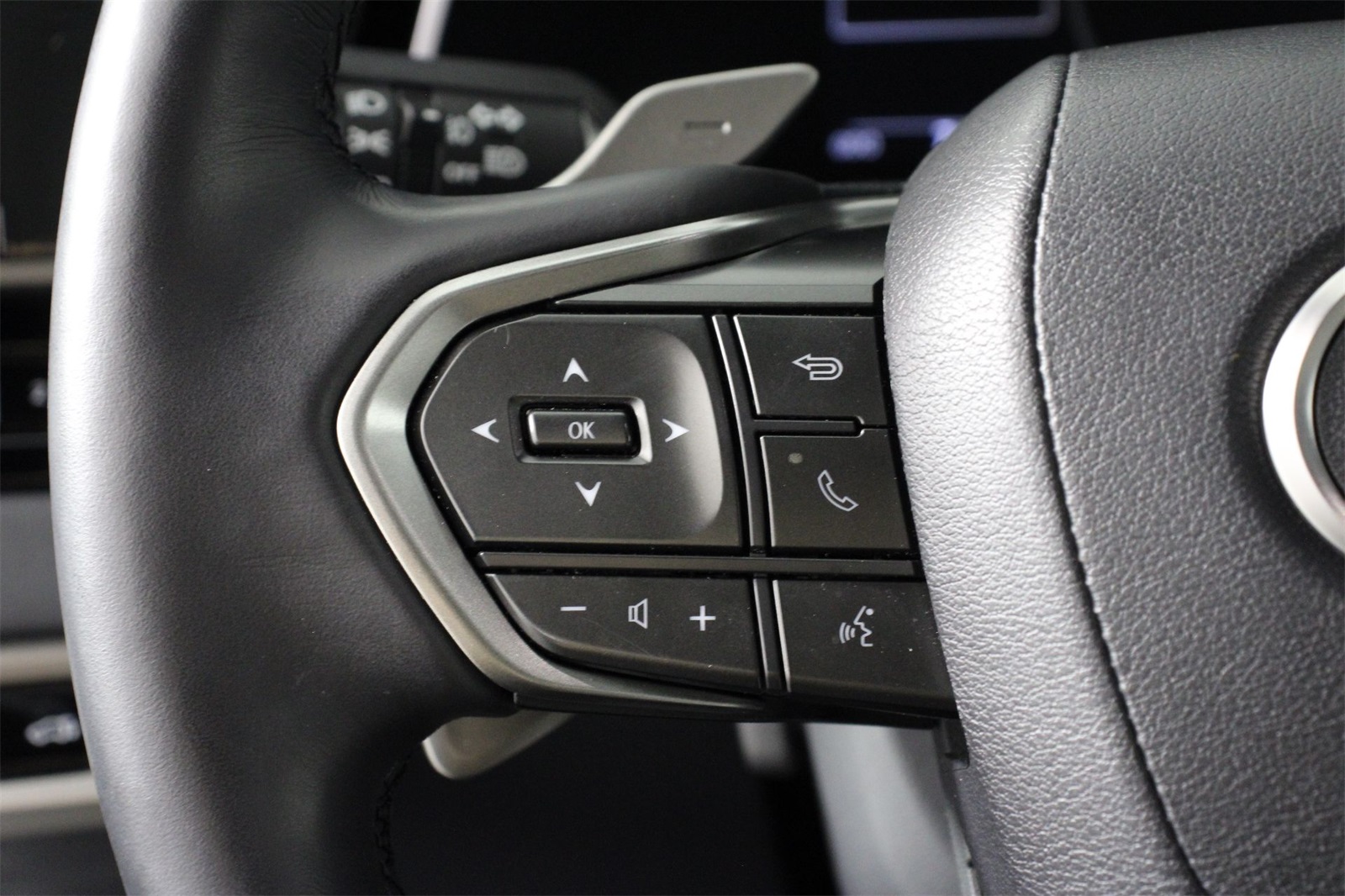 2024 Lexus RX 350 Premium photo 9