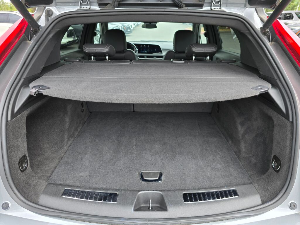 2024 Cadillac XT4 Premium Luxury photo 13