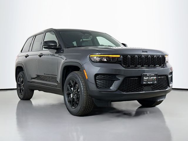 2025 Jeep Grand Cherokee Altitude's photo