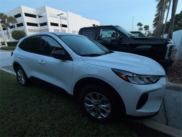 2026 Ford Escape Active photo 2