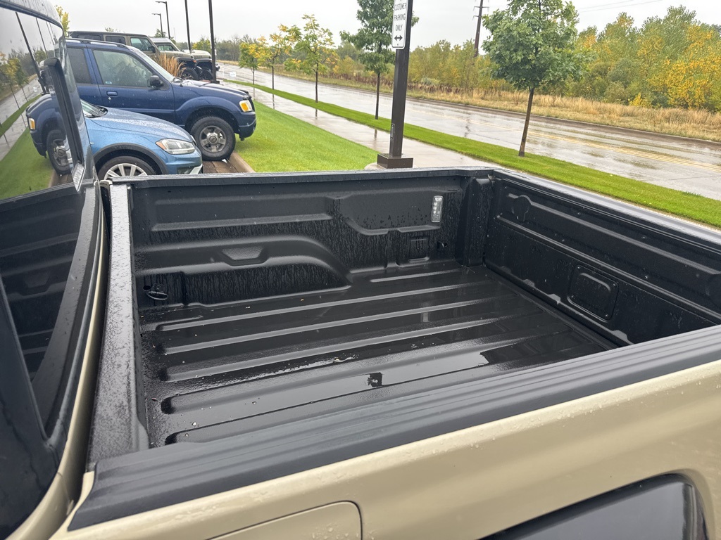 2020 Jeep Gladiator Sport photo 4