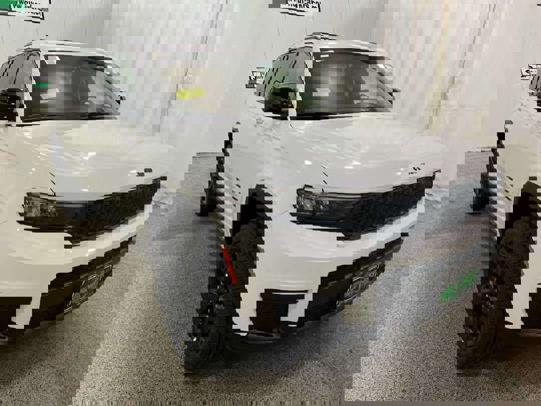 2025 Jeep Grand Cherokee L Altitude's photo