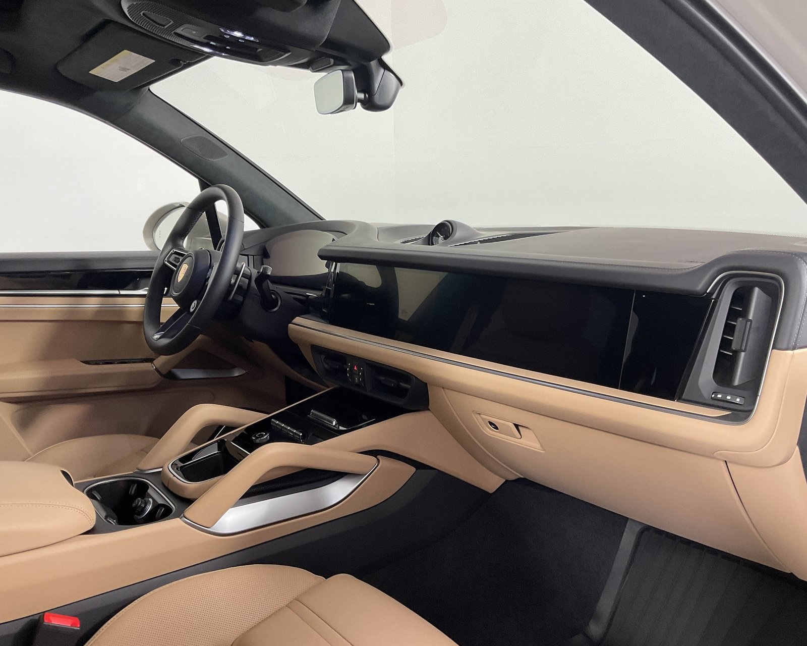 2024 Porsche Cayenne Turbo E-Hybrid photo 21