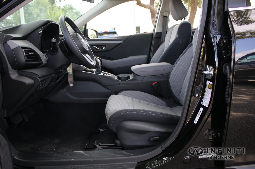 2025 Subaru Outback Premium photo 9