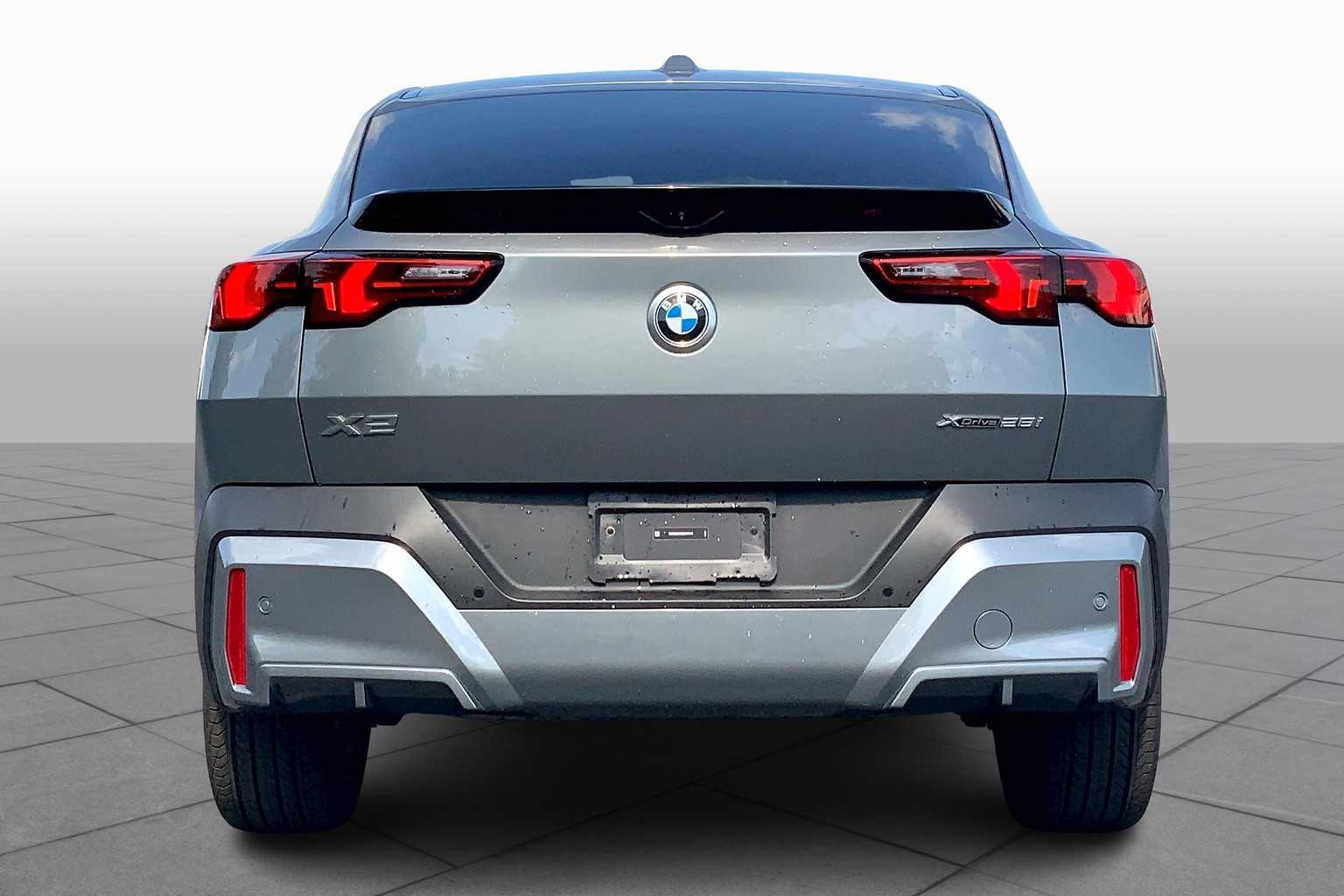 2025 Bmw X2 xDrive28i photo 3