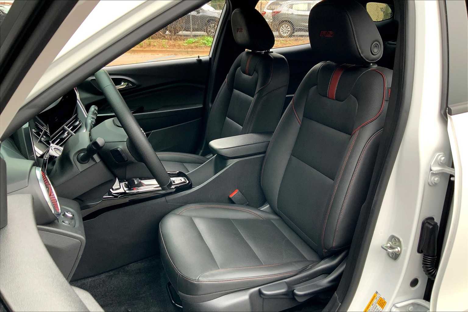 2024 Chevrolet Trax photo 7