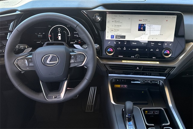 2025 Lexus TX 500h F SPORT Performance Luxury photo 11