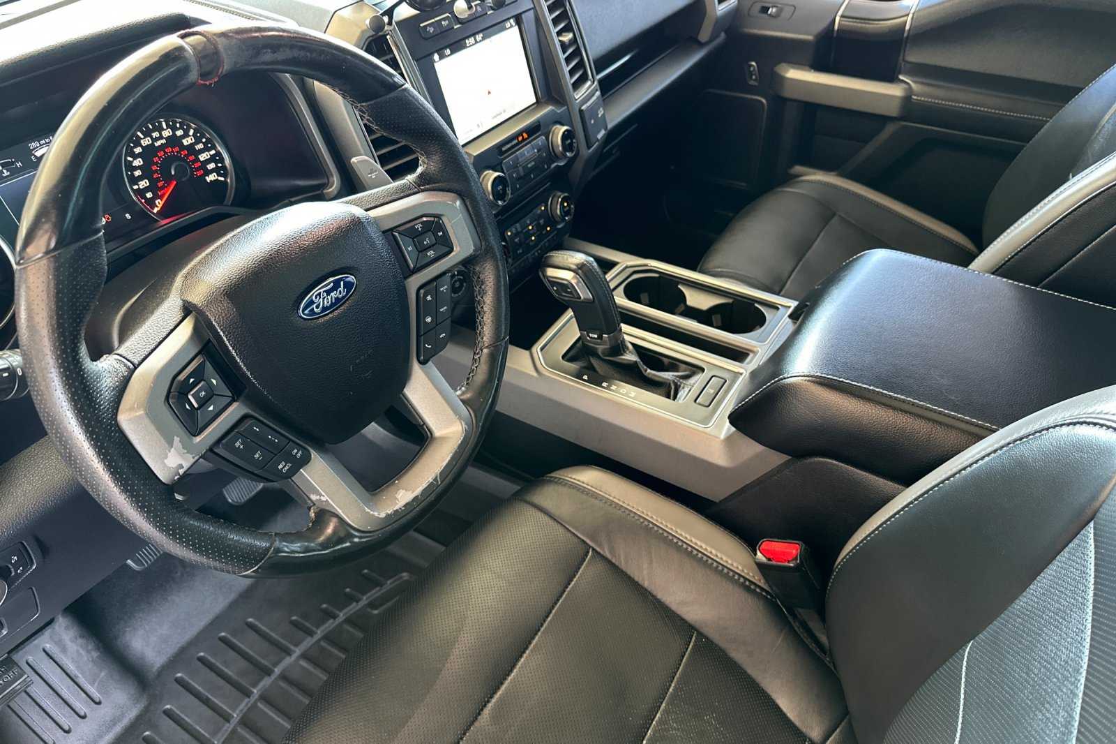 2017 Ford F-150 Raptor photo 9