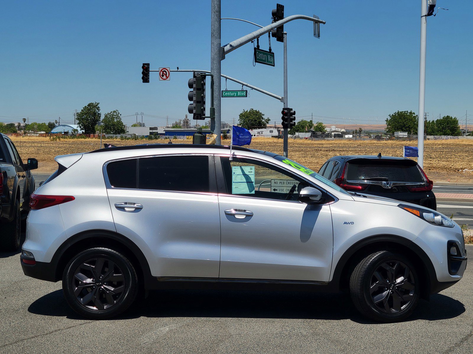 2020 Kia Sportage S photo 3
