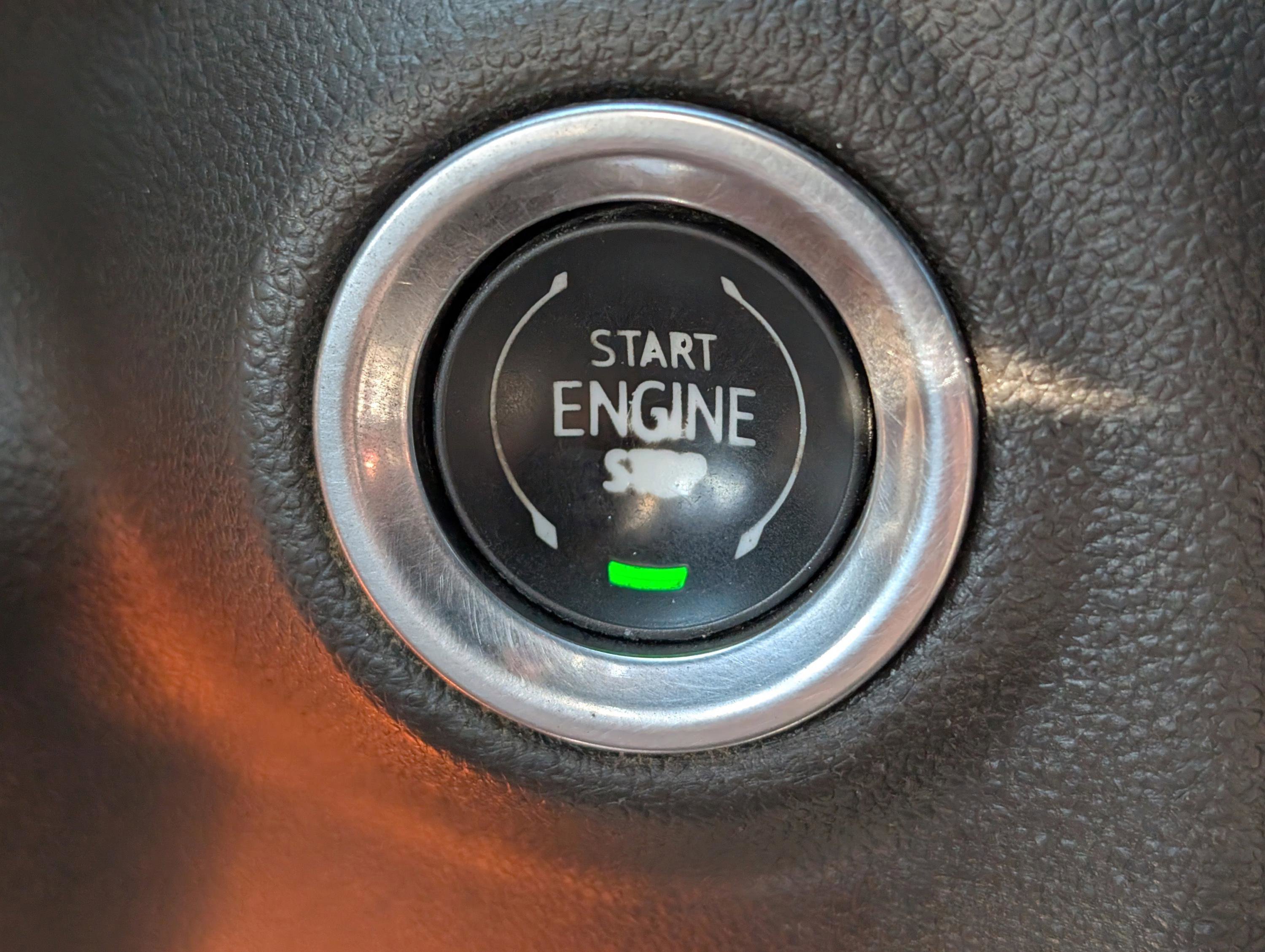 2020 Chevrolet Silverado 1500 RST photo 22