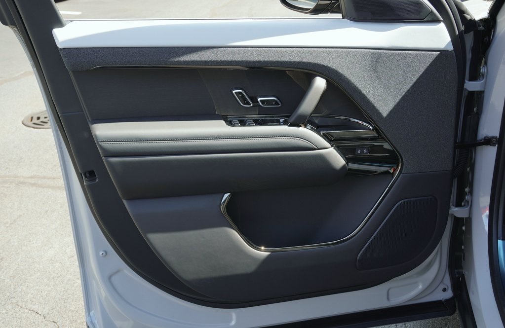 2025 Land Rover Range Rover Sport Autobiography photo 9