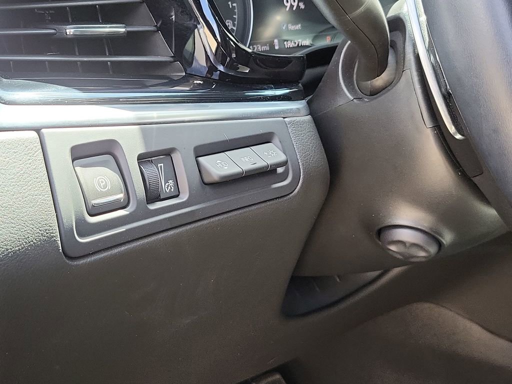2024 Cadillac XT6 Sport photo 18