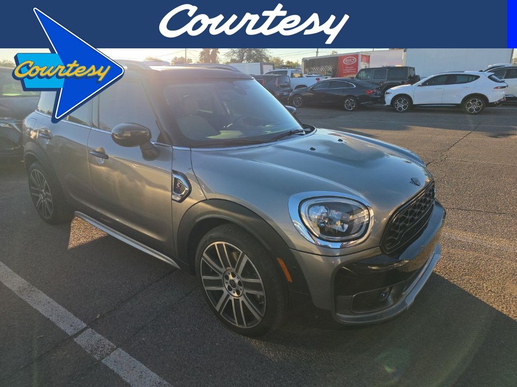 2020 MINI Countryman S's photo