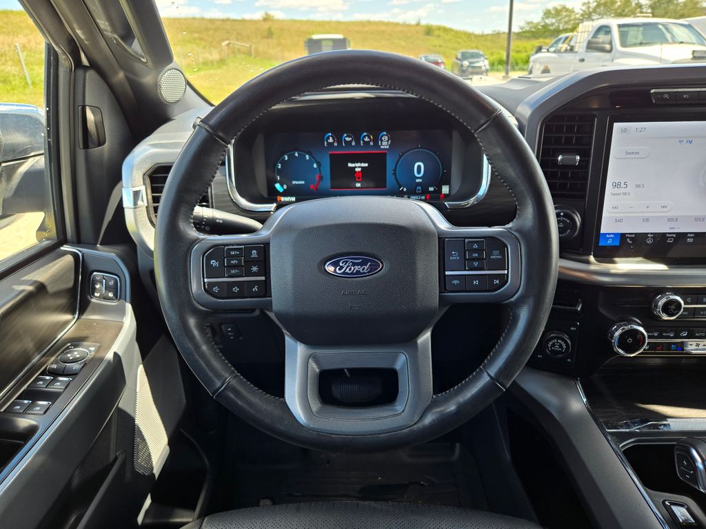 2024 Ford F-150 Lariat photo 17