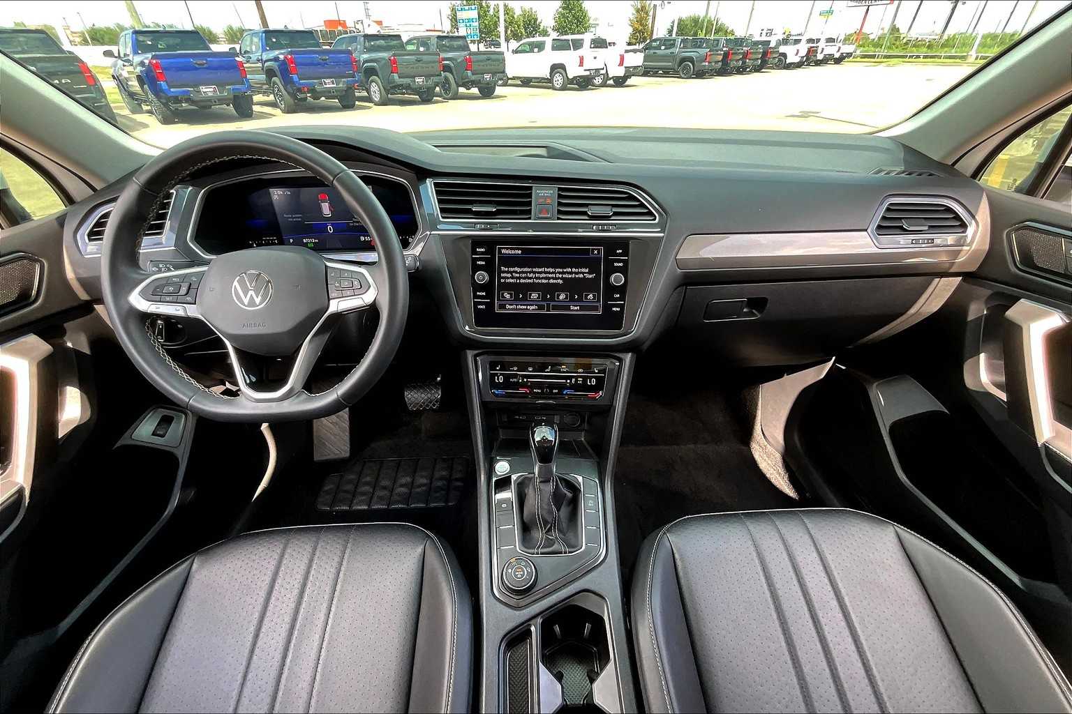2022 Volkswagen Tiguan SE photo 29