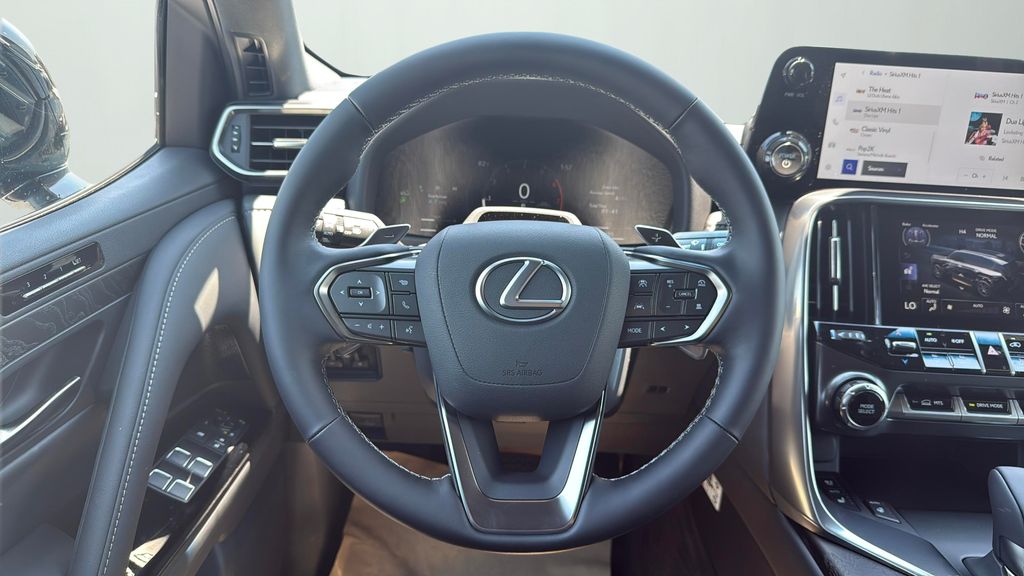 2025 Lexus LX photo 8