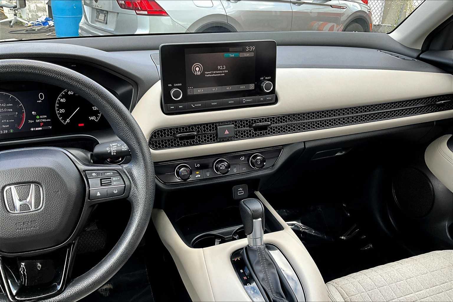 2023 Honda HR-V LX photo 6