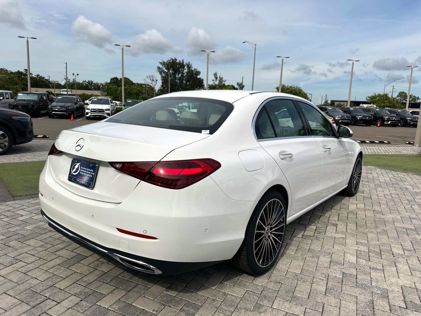 2025 Mercedes Benz C 300 Sedan photo 4