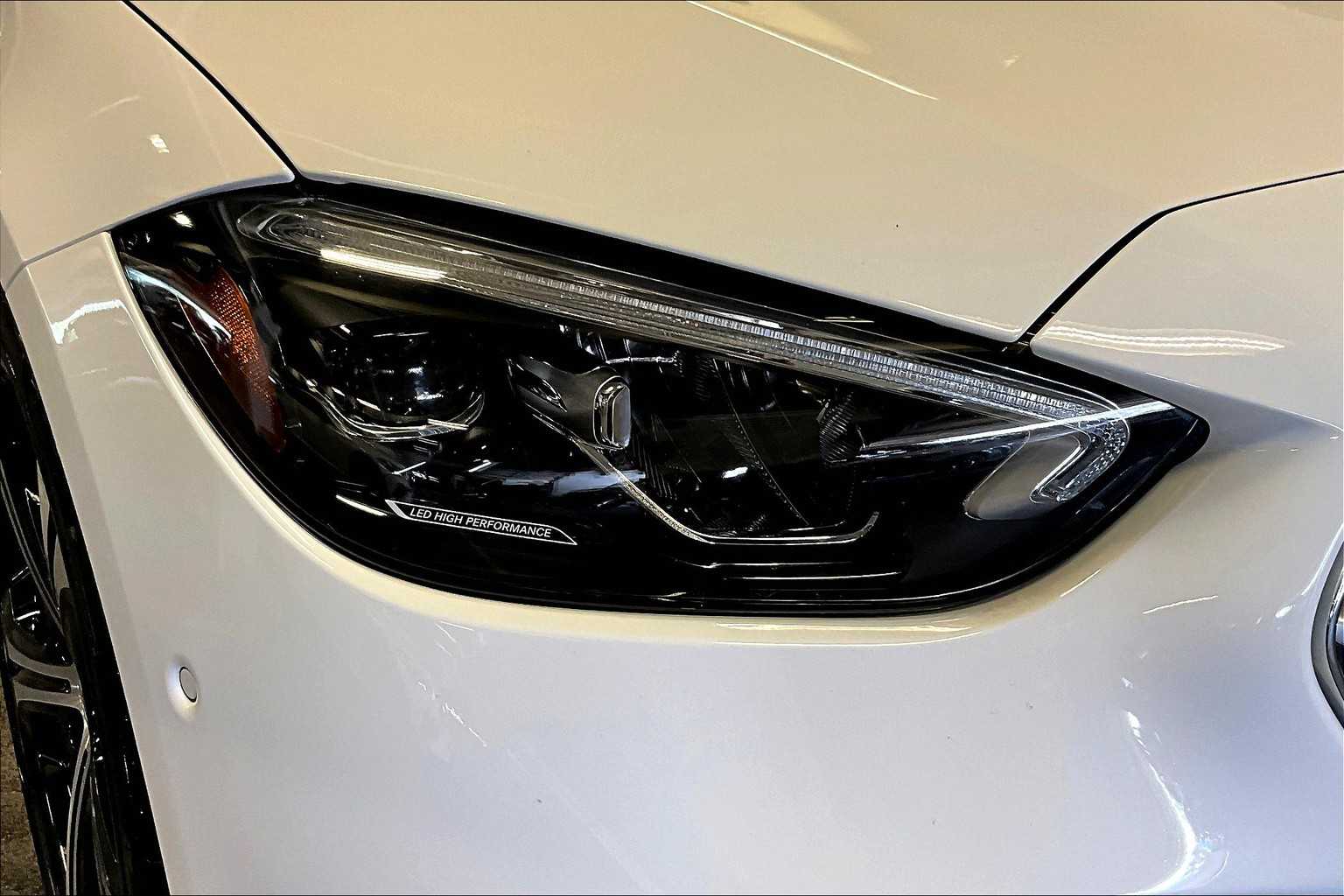 2024 Mercedes Benz C 300 photo 24