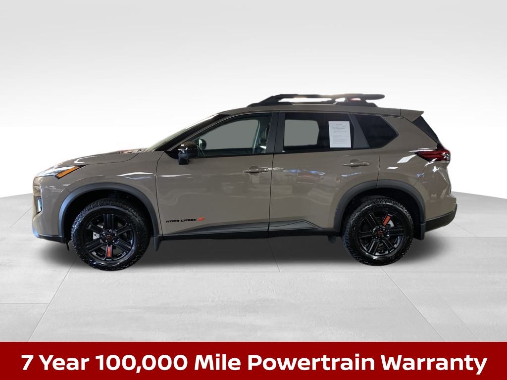 2025 Nissan Rogue SV photo 2