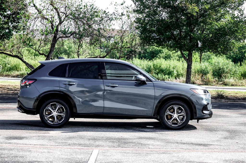 2024 Honda HR-V EX-L photo 3