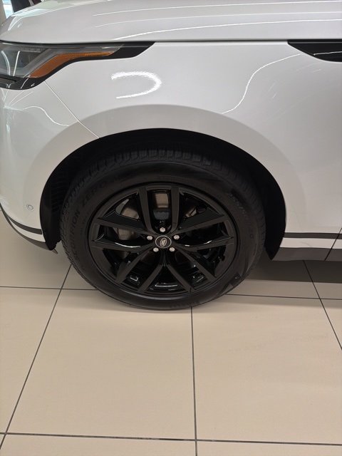 2026 Land Rover Range Rover Velar S photo 2