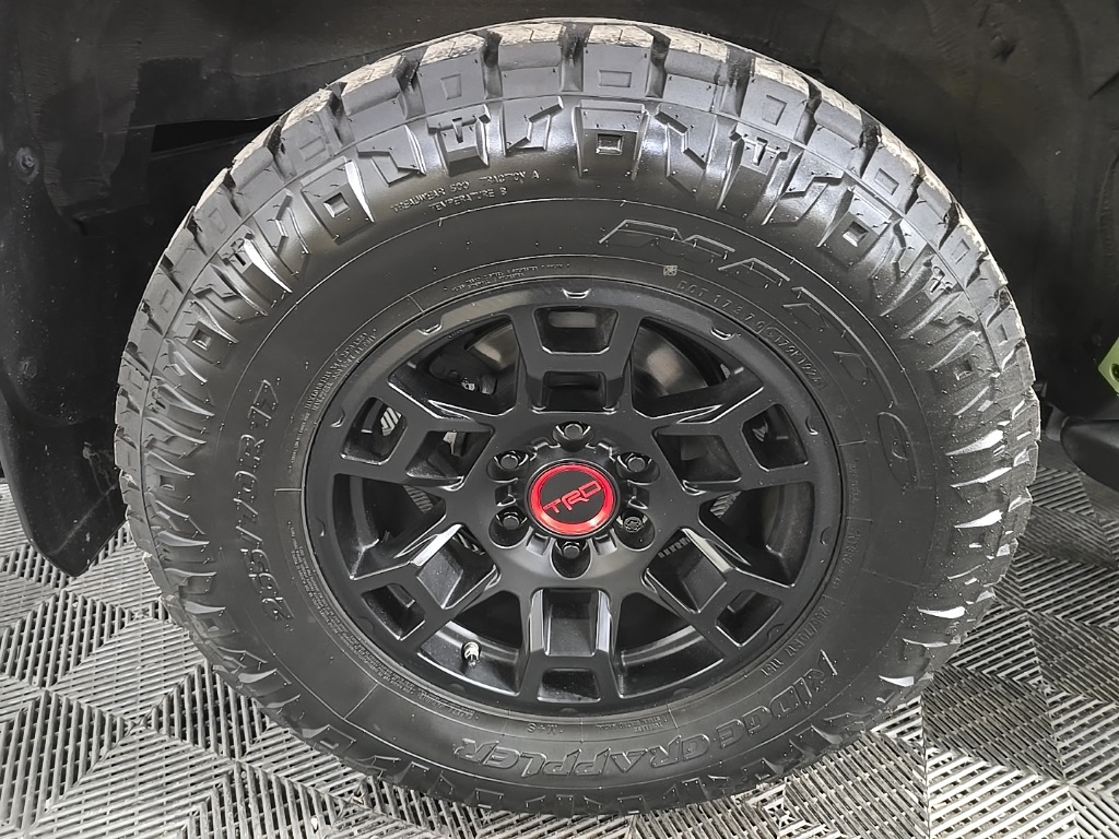 2022 Toyota 4Runner TRD Pro photo 12