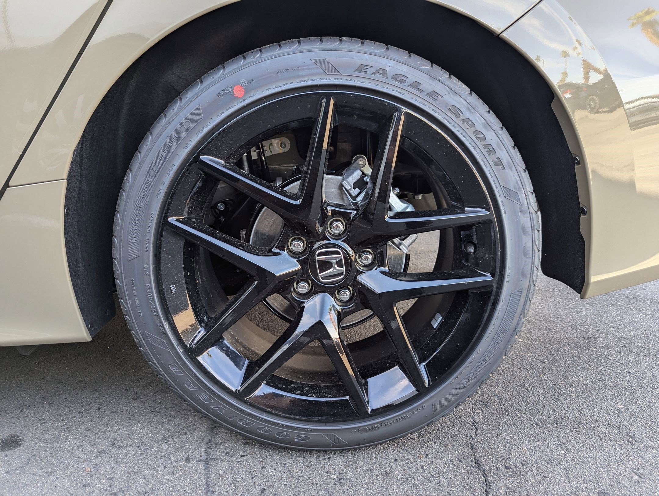 2026 Honda Civic Hatchback Sport photo 4