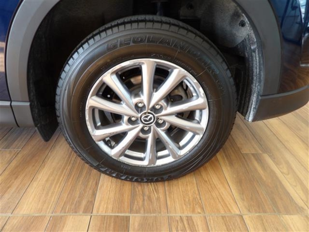 2023 Mazda CX-5 2.5 S Preferred photo 9