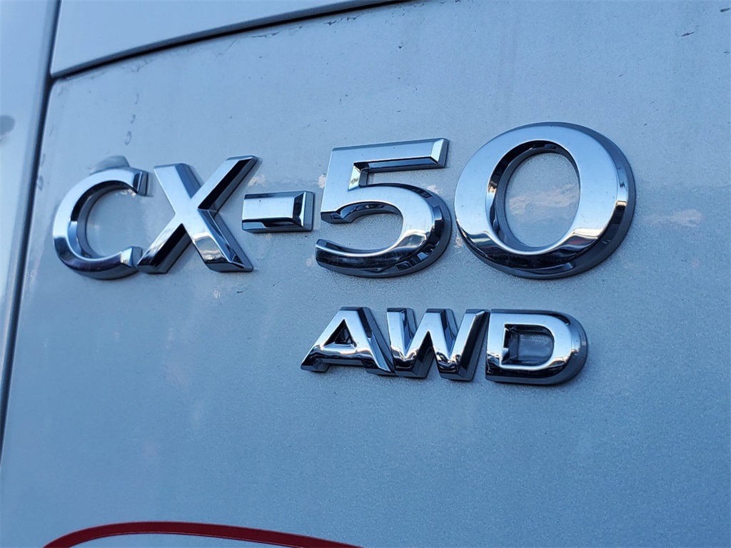 2025 Mazda CX-50 Premium photo 5