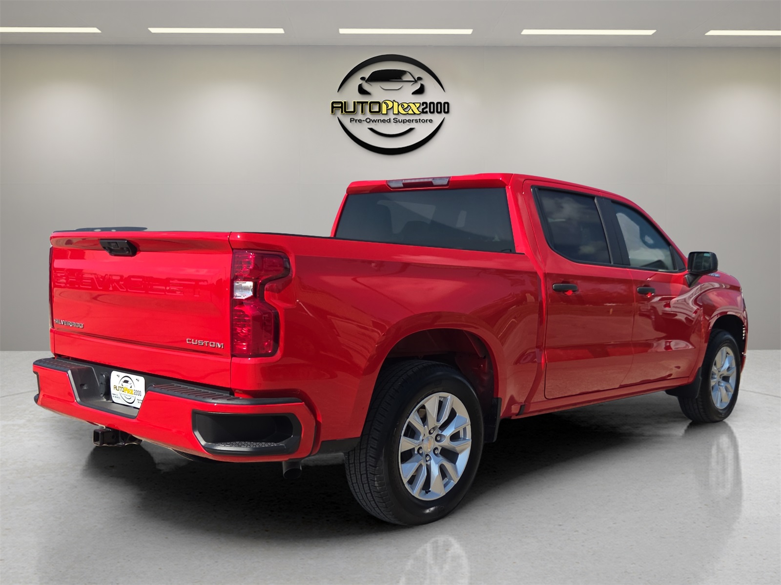 2024 Chevrolet Silverado 1500 Custom photo 7