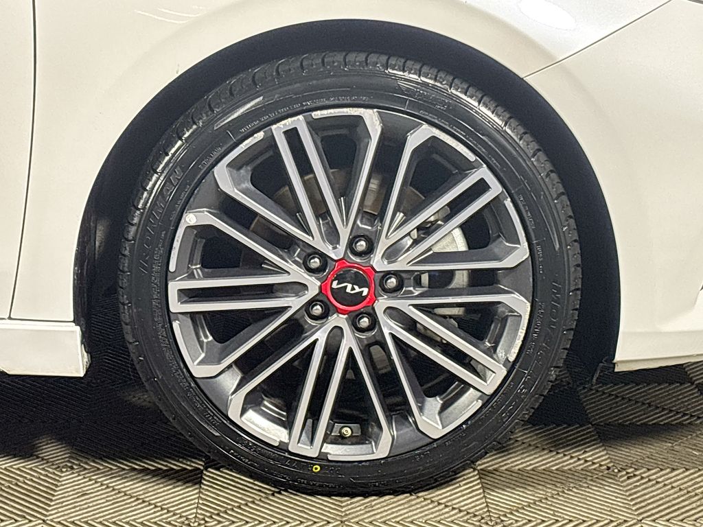 2023 Kia Forte GT photo 22