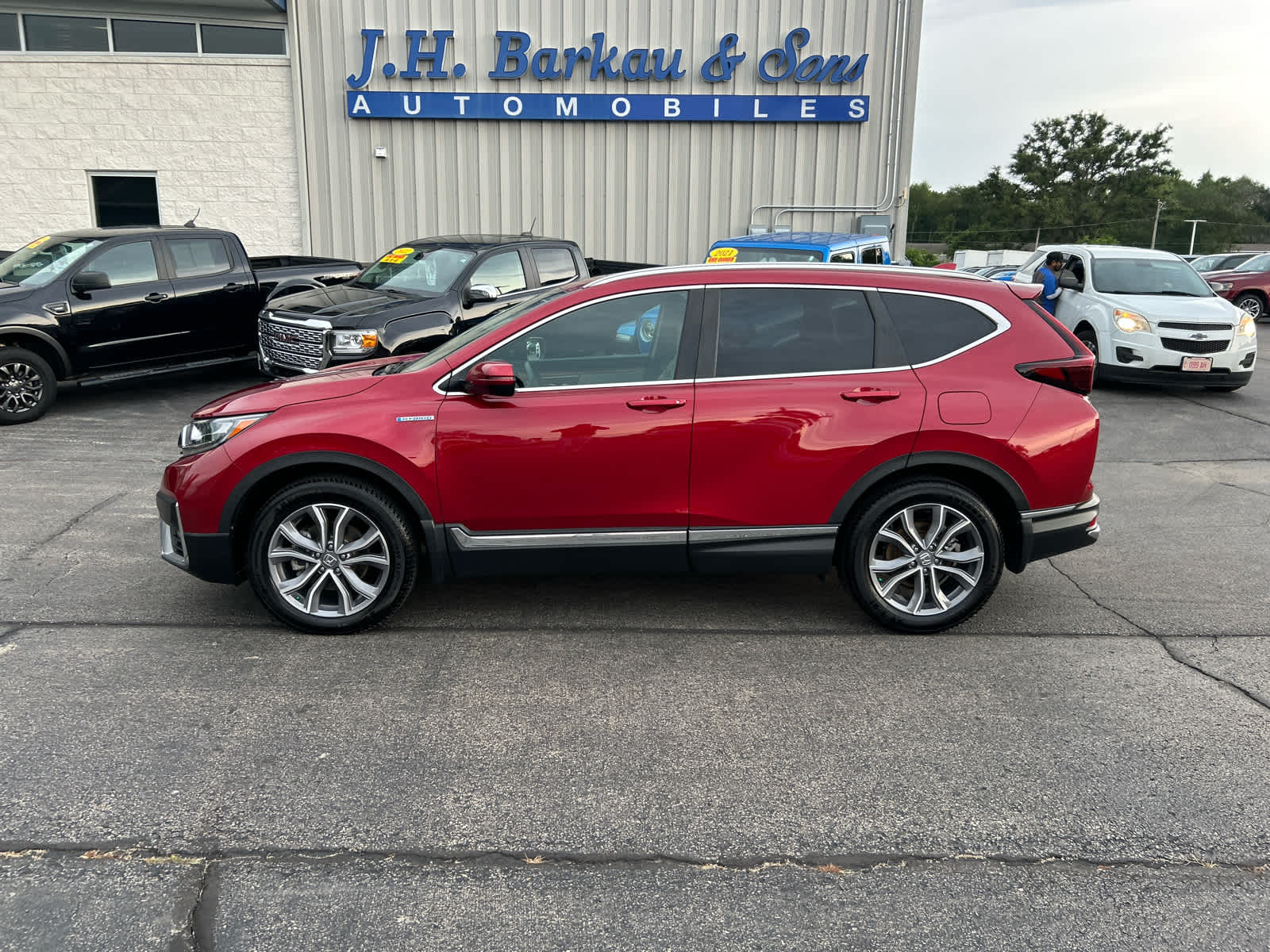 2022 Honda CR-V Hybrid Touring photo 4