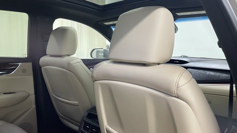 2019 Cadillac XT5 Luxury photo 12